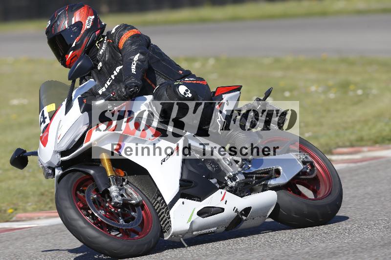 Archiv-2025/03 04.04.2025 TZ Motorsport ADR/Gruppe gruen/4